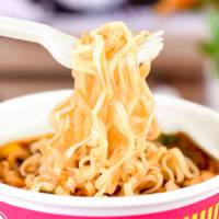 日清 合味道方便面 麻辣牛肉味 76g/杯 12杯整箱装 杯面速食方便面网红泡面桶面