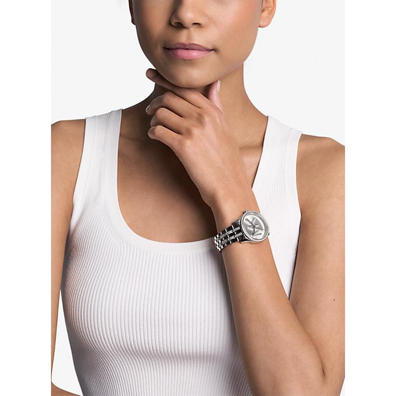 Michael Kors女士迷你镶钻经典雕花银色商务时尚腕表高清大图
