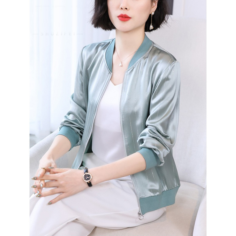 小样传奇缎面条纹棒球服2024春装新款女休闲夹克衫垂感开衫纯色短外套