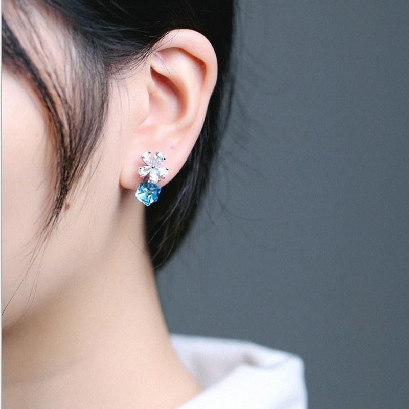 925银 时尚气质雪花耳钉女 微镶仿锆石 韩国耳环耳饰送女朋友七夕情人节礼物