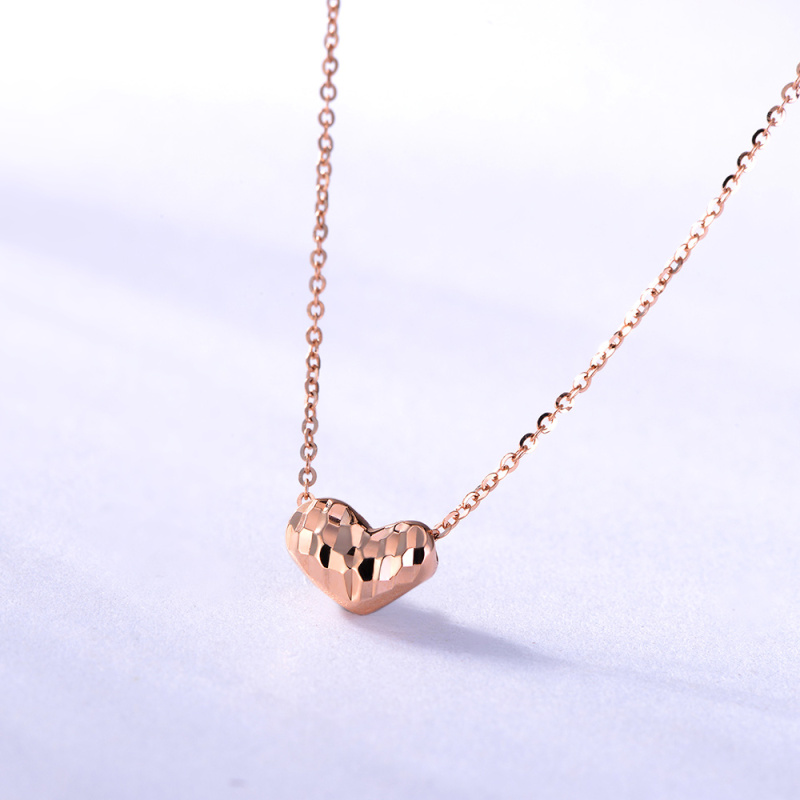 周大生彩金项链女心形套链心语新款玫瑰金锁骨链18k彩金吊坠