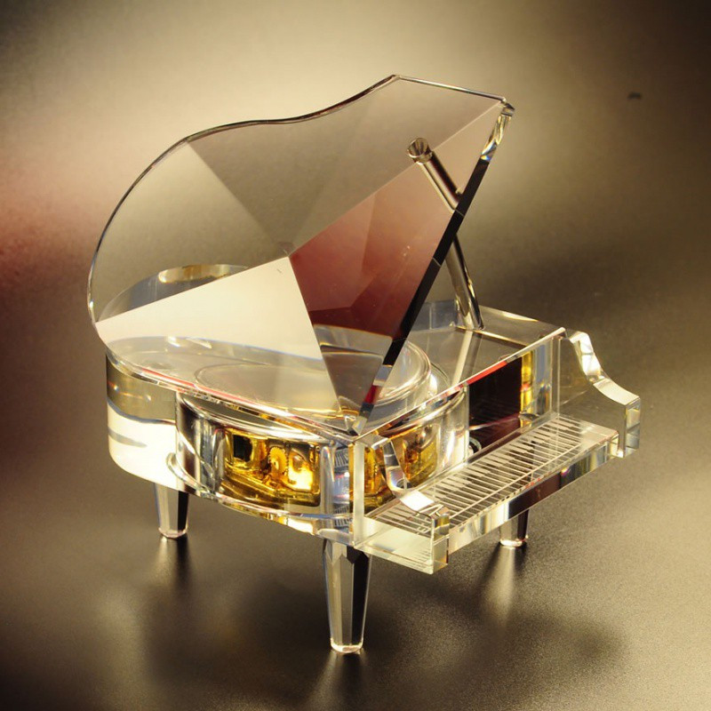 雷曼士水晶钢琴八音盒音乐盒女生生日创意情人节礼品男生定制三维工匠