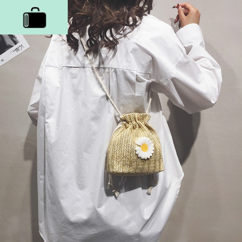 编包包女包2020新款夏天编织水桶包ins网红小雏菊单肩斜挎包潮NEW LAKE女士单肩包
