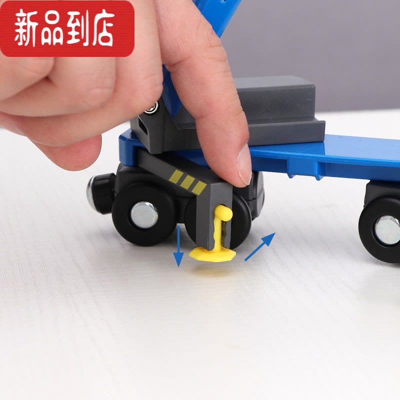 真智力塑料工地工程车可伸缩吊臂起重机吊车兼容木质火车轨道玩具小车 惯性工程车图片