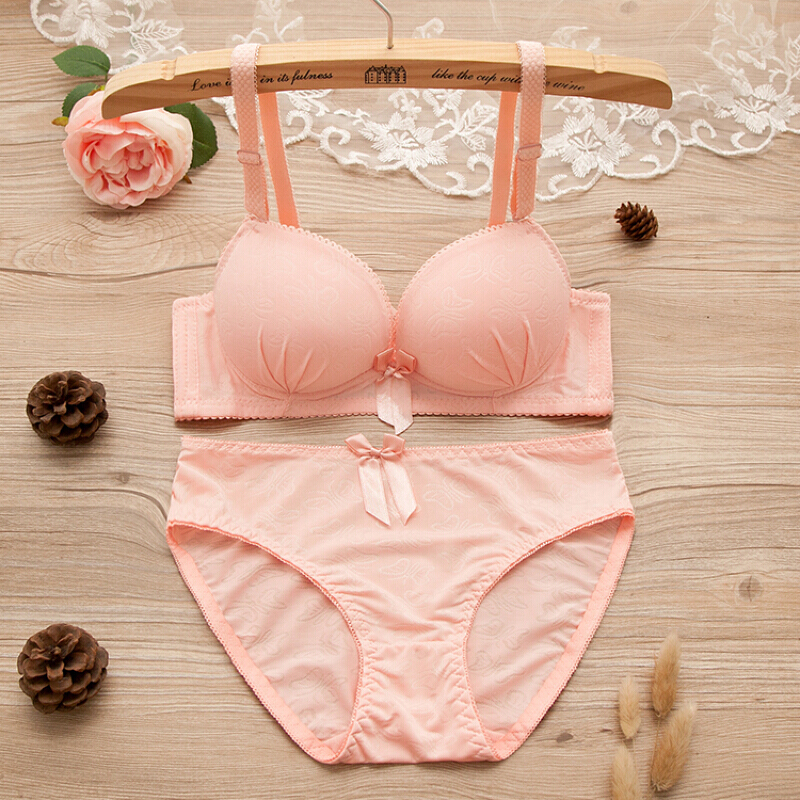 波迷娜bomina胸罩女学生透明性感雷丝内衣内裤少女文胸无钢圈上薄下厚