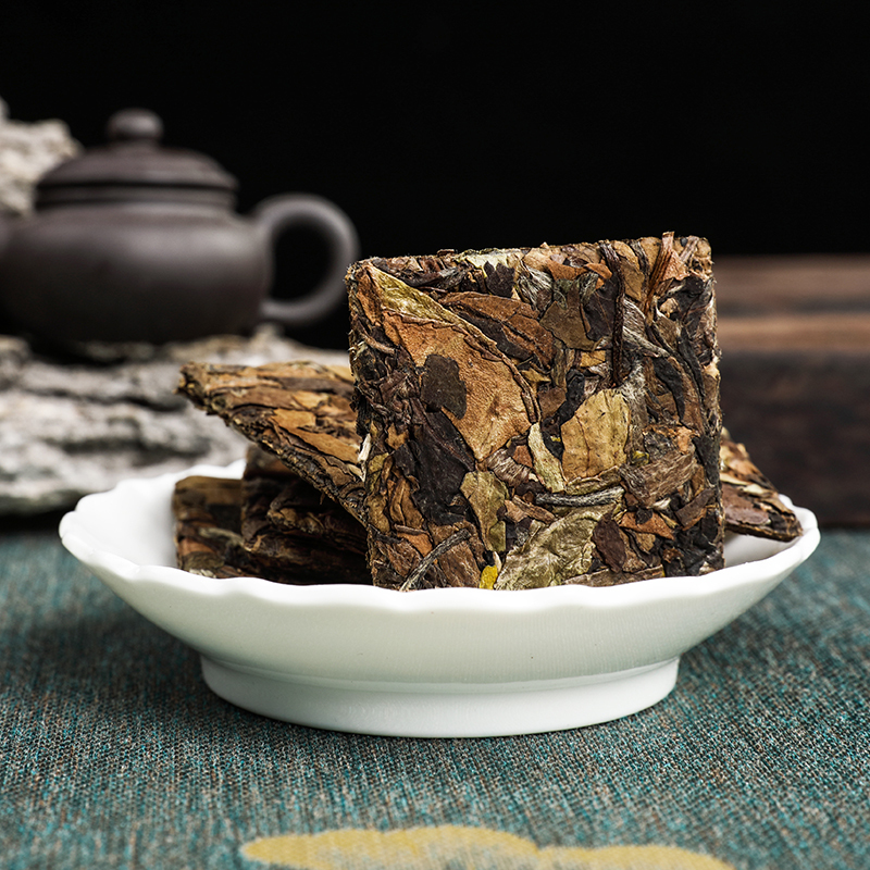 枣香10年珍藏福鼎白茶寿眉老白茶方片贡眉茶叶小方片礼盒装500g高清大图