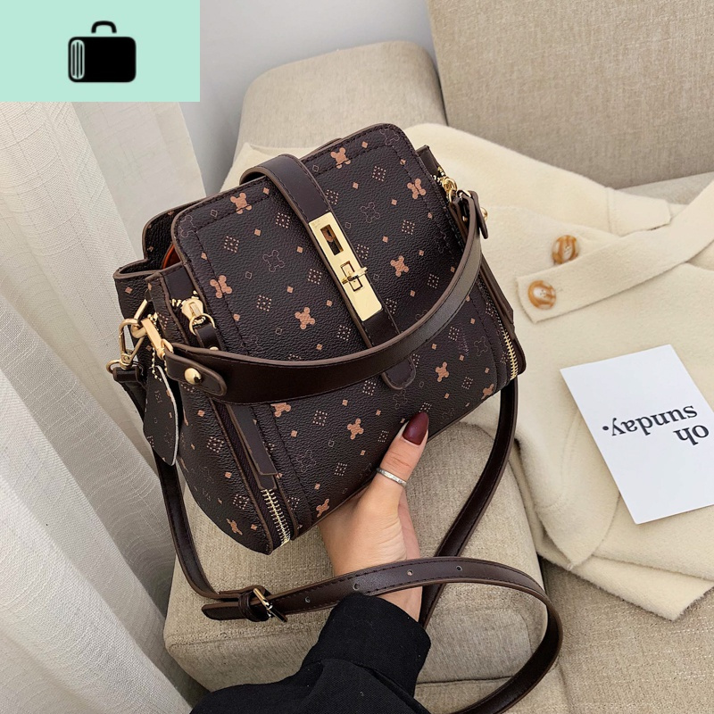 高级感小包包女2020夏季新款潮时尚手提单肩包洋气百搭斜挎水桶包new