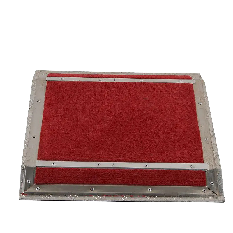 成英兴业 地毯面踏板 小号 DTM个高清大图
