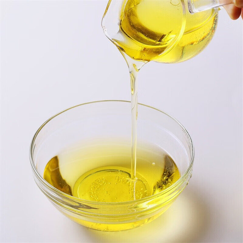 鲁花花生油 油酸多多900ml/桶 5S压榨一级浓香花生油 食用油 油酸含量高于56%