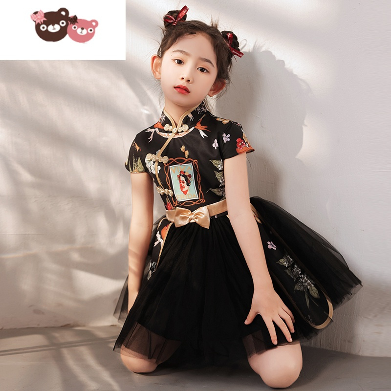 绿彩虹光国潮女童旗袍中国风秋夏季儿童礼服时装模特霸气童装走秀款