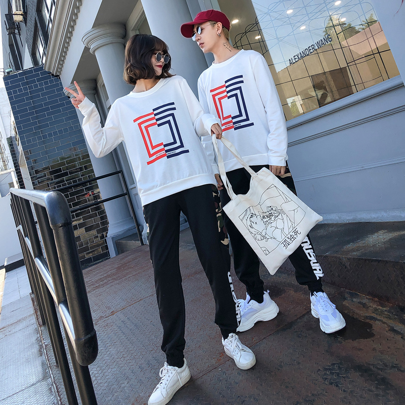 情侣装秋装2018新款圆领卫衣男T恤女长袖运动套装两件套学生班服