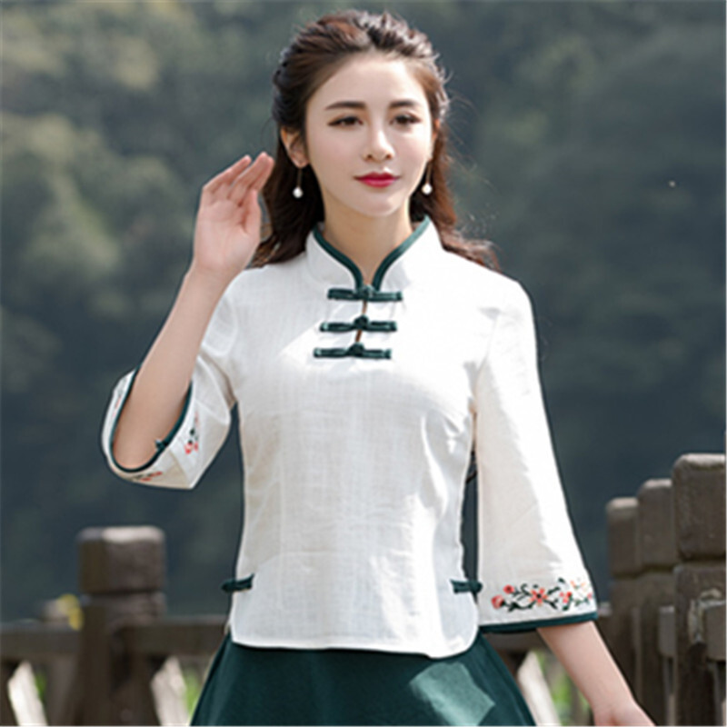 2018夏季新品民族风复古女装棉麻绣花改良旗袍唐装汉服上衣茶艺服白色仅上衣