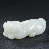 [貔貅]新疆和田玉手把件白玉仿古瑞兽把玩件小摆件天然玉石