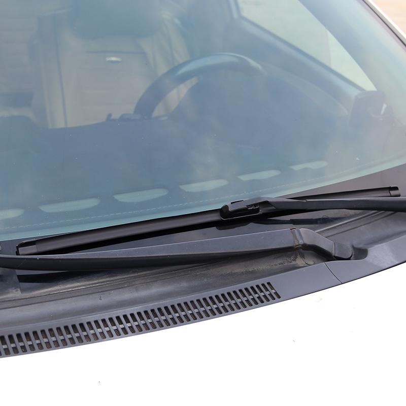适用汽车雨刮器新款通用u型无骨通用后胶条无骨经典前雨刷器汽车用品