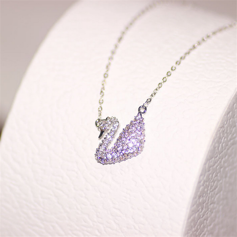 s925纯银饰品可爱小天鹅微镶钻锁骨项链坠送女朋友七夕情人节礼物