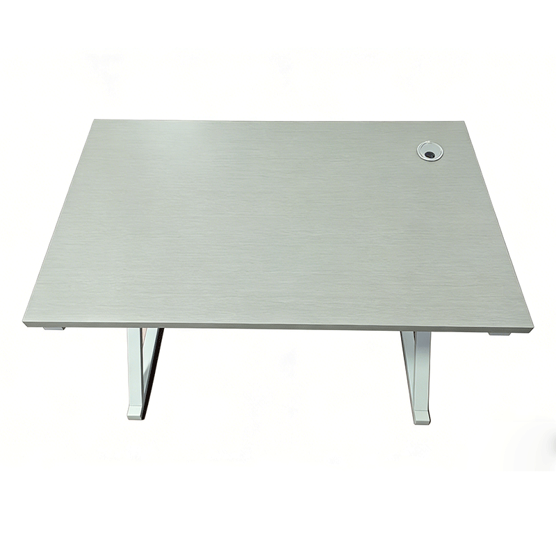 晨以橙 电脑桌 带台灯 套高清大图