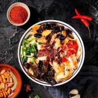 李子柒红油面皮香辣速食方便面泡面食品干拌面擀面皮即食