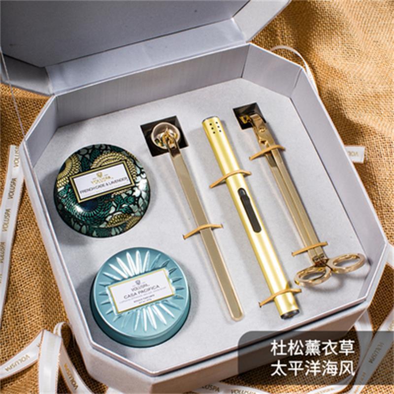 香薰蜡烛礼盒套装生日结婚礼物新婚伴手礼送闺蜜高档实用（香薰蜡烛*2、灭烛铃、独芯剪、点火工具）