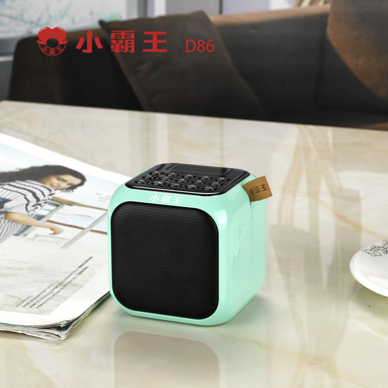 小霸王D86无线蓝牙音箱、数字选曲、智能搜台存储、屏幕显示、语音通话、UV烤漆、重低音、时尚便捷。