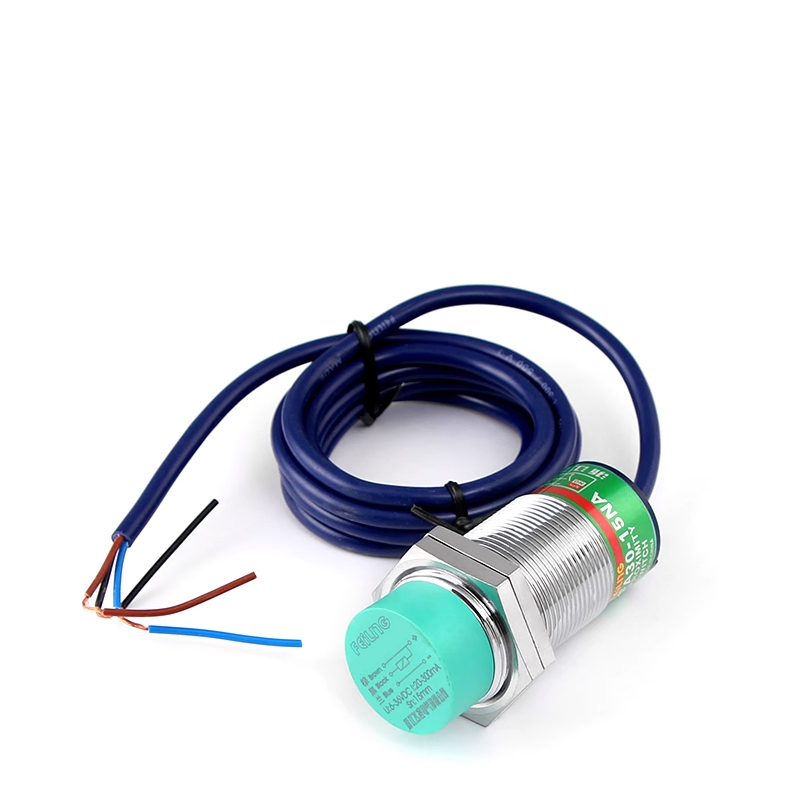 三线PNP接近开关 FA30-M10PC埋入式
