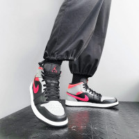NIKE耐克 Air Jordan 1 mid AJ1男鞋黑红小禁穿南海岸黑白紫黑黄脚趾伦纳德篮球鞋852542-116