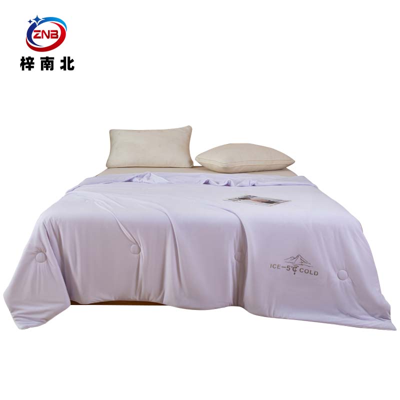 梓南北 冰皮凉感丝夏被空调被 200*230cm 条高清大图