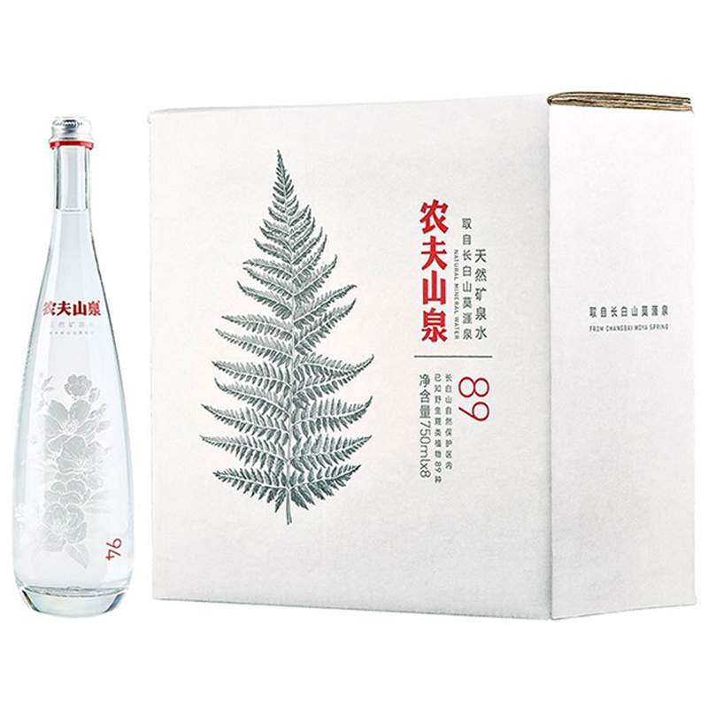 农夫山泉天然矿泉水(玻璃瓶)750ml* 8瓶 整箱(图案随机)