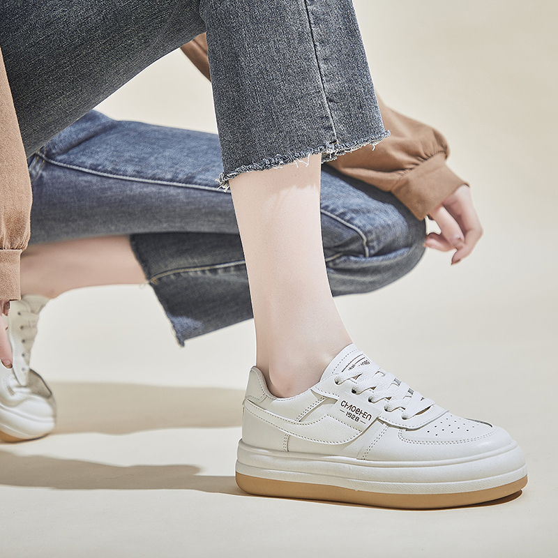 时言(SHIYAN)网红小白鞋女2022春季新款韩版女士单鞋ins潮流大头乐福鞋学生休闲面包鞋街拍厚底板鞋女