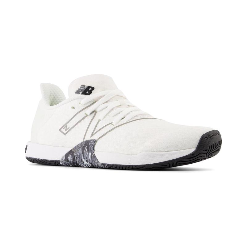新百伦(New Balance)NewBalance轻便透气支撑训练鞋女室内HIIT健 White/Black 38