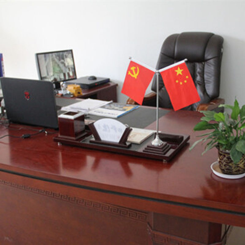 百利文(Bailiwen) 办公桌大班台历架笔筒名片盒摆件 办公室桌面装饰工艺礼品 NH