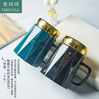 麦可可 创意个性经典办公早餐牛奶情侣家用陶瓷杯品悦马克水杯 带盖470ML富士白