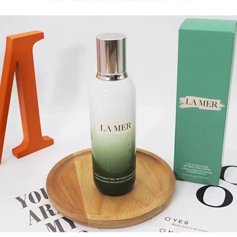 海蓝之谜(LA MER) LM5656 精粹乳 125ml(单位:瓶)高清大图