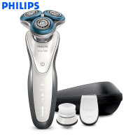 飞利浦（PHILIPS） 电动剃须刀 S7530/43 干湿两用三刀头全身水洗 充电旋转式刮胡刀