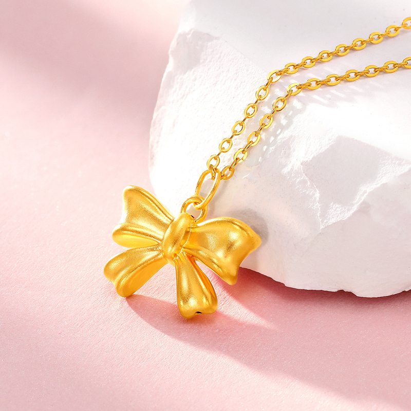 梦金园在逃公主甜美蝴蝶结黄金吊坠珍珠手链硬金挂坠足金首饰礼物