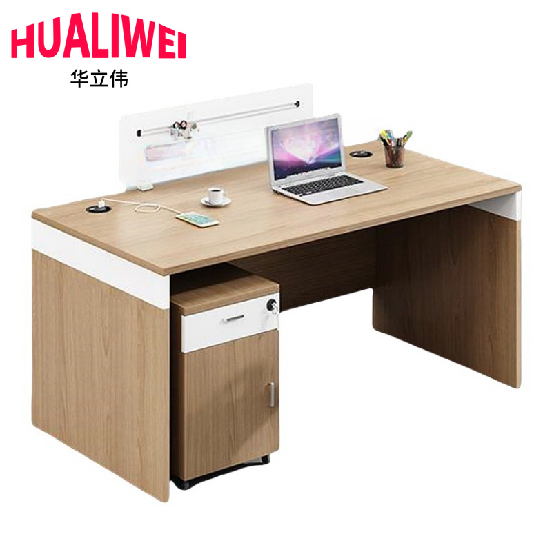 华立伟 办公桌高清大图