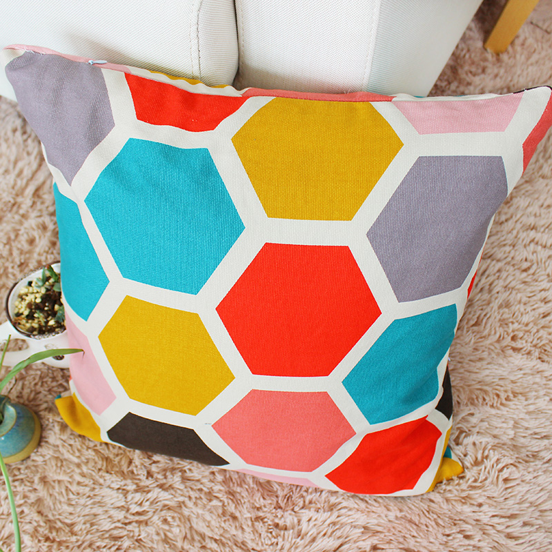 北欧沙发靠垫靠枕正方形可拆洗几何抱枕套条纹不含芯家用现代简约 几何图案【六边形】 70x70cm（单独抱枕套）