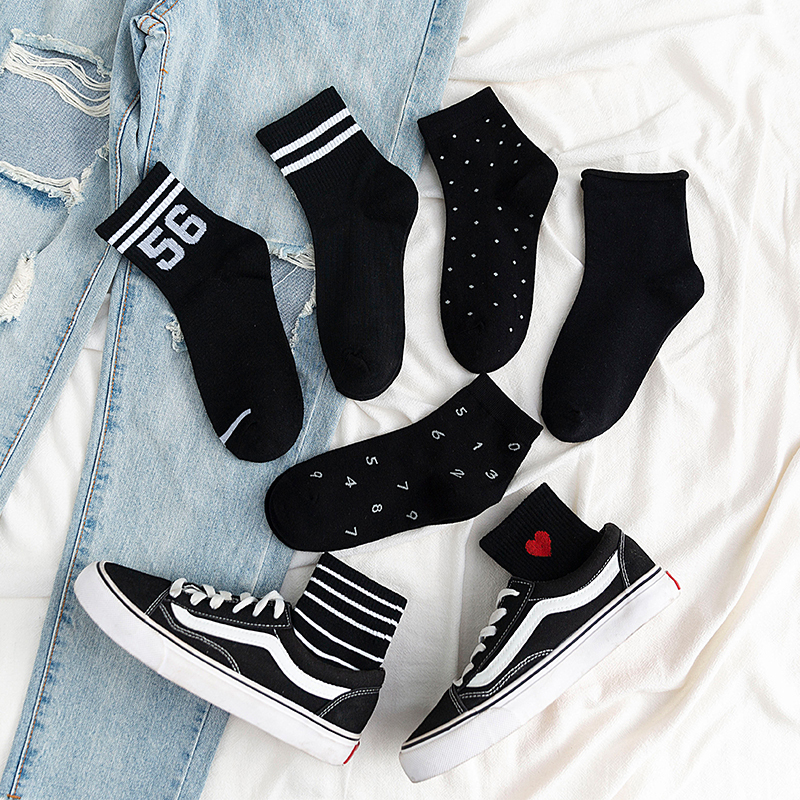 黑色中筒袜ins潮夏天薄款日系纯棉短筒袜韩国学生可爱短袜视频