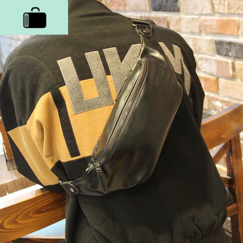 2020新款男士皮百搭胸包腰包简约轻便小背包男包单肩斜挎包潮牌NEW LAKE 黑色男士单肩包图片