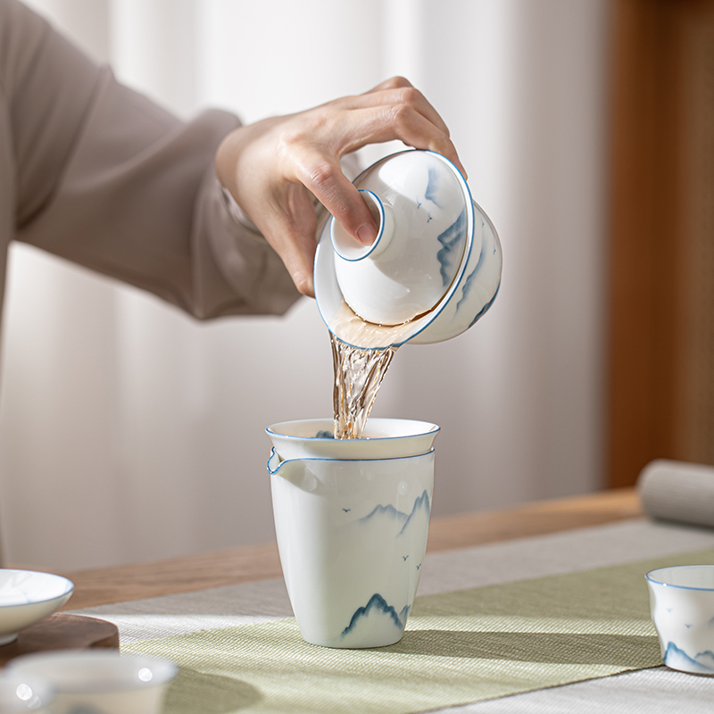 苏氏陶瓷(SUSHI CERAMICS)手绘画江山羊脂玉瓷盖碗套组非遗老师苏爱珍作品