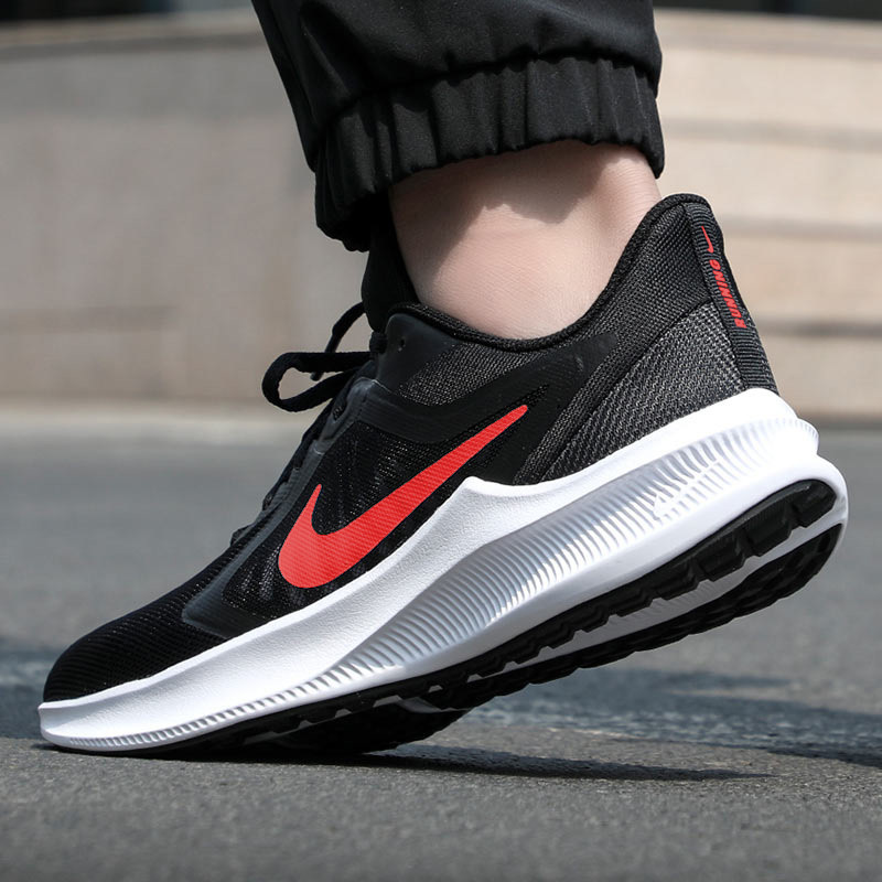 NIKE耐克男鞋2021冬季新款正品跑鞋运动鞋网面透气跑步鞋