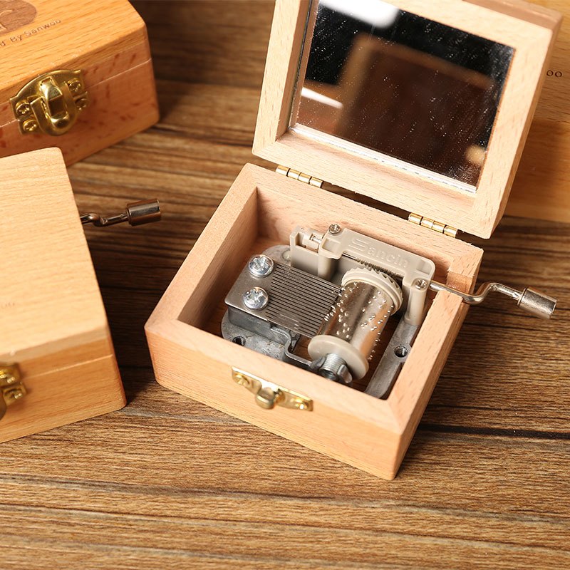 diy复古木质创意手动发条音乐盒天空之城八音盒女生女孩生日三维工匠