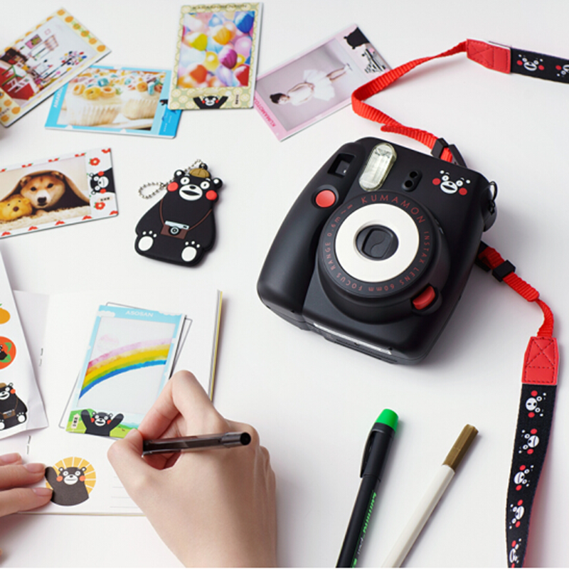 富士(FUJIFILM)INSTAX 一次成像相机立拍立得 mini8 熊本熊套装 黑色 (含10张相纸)