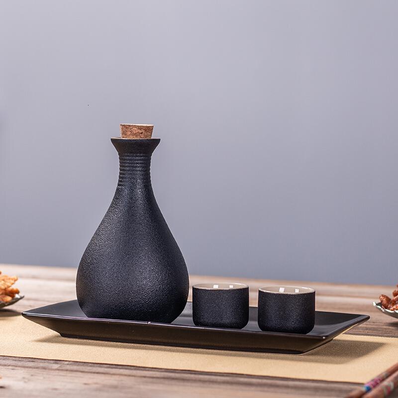 日本清酒酒具购日式分酒器陶瓷酒具套装果酒小酒壶清酒酒白酒杯黑陶小