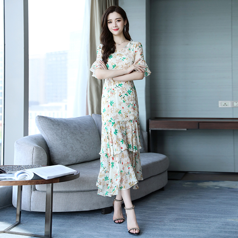 夏款印花连衣裙女士新品气质温婉淑女碎花裙子韩版高腰显瘦长裙女