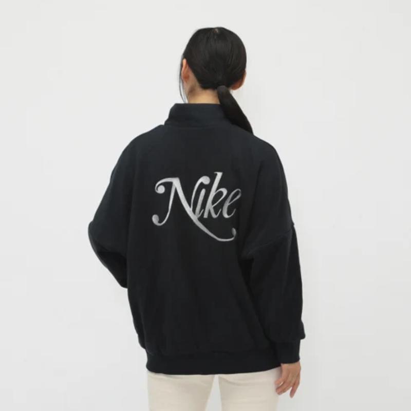 Nike运动夹克女款冬季新款黑色白色可选防风保暖轻便户外