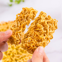 卧龙干脆面整箱20包网红掌心脆好吃点心面混装休闲小吃零食品方便面