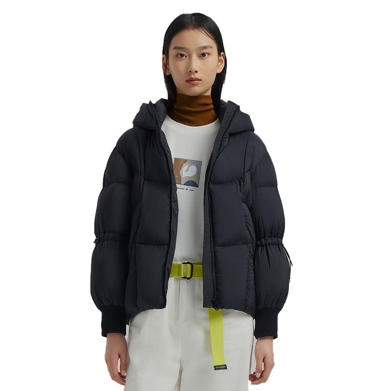 波司登 女连帽无毛短款羽绒服C B00145314