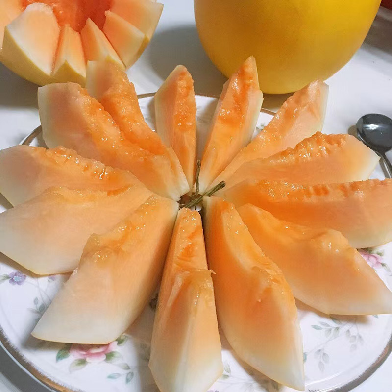 黄金蜜瓜大果4-6个 8.5斤装高清大图