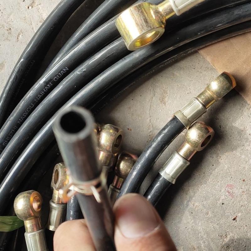 小头一个五征原厂配件五征农用三轮车奥翔瑞祥全家福真空管真空油管