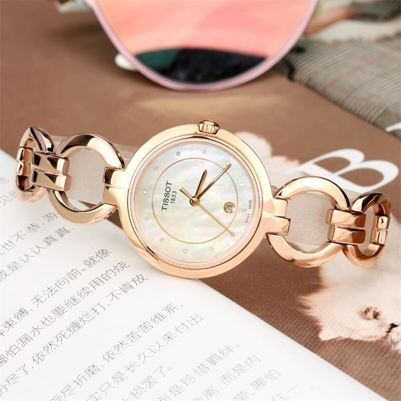 天梭(TISSOT)瑞士手表 弗拉明戈系列腕表 石英女表送女友 T094.210.33.116.01高清大图
